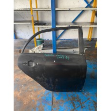 Toyota corolla 2002 sağ arka kapı 