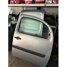 kango 3 sağ ön kapı 